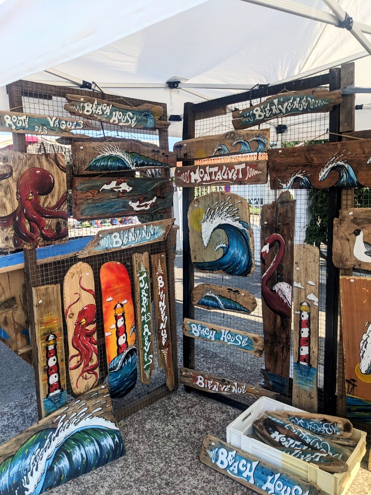 Grandes décorations personnalisées en bois flotté